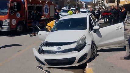 Otomobiller çarpıştı! 4 kişi yaralandı