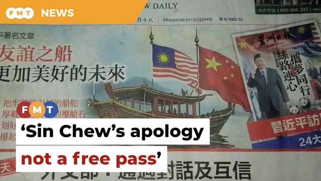 PAS demands action against Sin Chew over Jalur Gemilang gaffe
