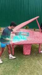 Guess The Gift, Keep It