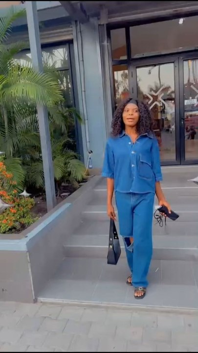 si simple que moi y as pas deux une fille pas comme les autres 🌹🌹🍷