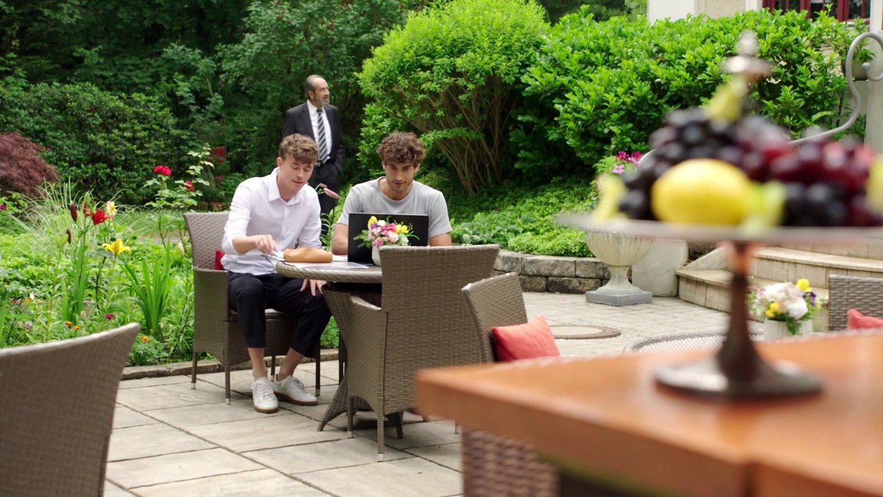 Philipp: "Ana è solo un'amica" - Clip puntata 27.03.2025