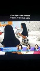 Catalina Gorostidi volvió a comentar que se ve "gorda" y Gabriela reaccionó fuerte señalando su cuerpo. Mirala.