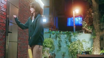 Two Beautiful Girls Fell in Love with the Worst Student Who Later Became a World-Famous Artist! ♥️