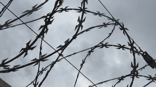 Varias prisiones francesas han sido atacadas en respuesta a los esfuerzos del Gobierno para acabar con el tráfico de drogas