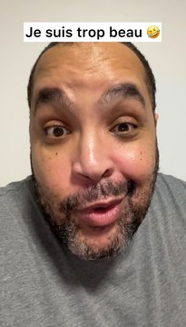 Je suis trop beau 🤣 #beauté #humour #drole #parodie