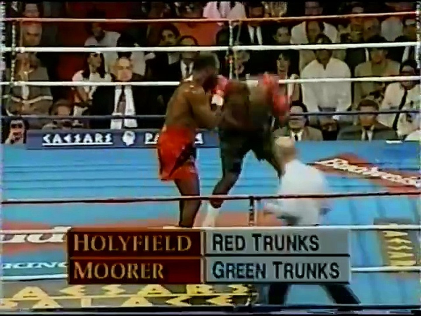 Michael Moorer vs Evander Holyfield - TVKO HBO PPV 4-22-94 - video 