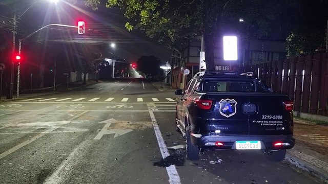 Motorista embriagado é preso após colidir Gol em veículos estacionados na Minas Gerais