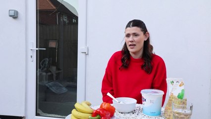 Woman allergic to fruit and vegetables