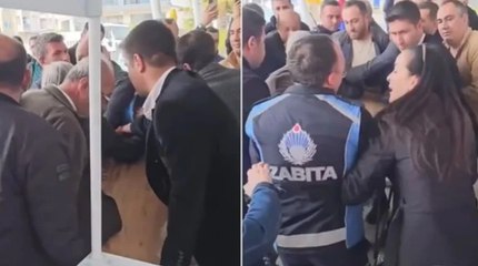 AKP'li belediyenin yönetimindeki ilçede İmamoğlu standına polis müdahalesi