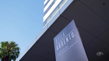 Carol pede desculpas ao pai e descobre caso entre Andrea e Rog | Beleza Fatal