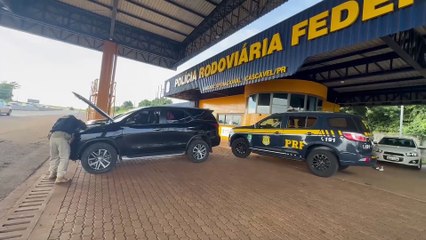 Homem é preso pela PRF em posse de caminhonete furtada