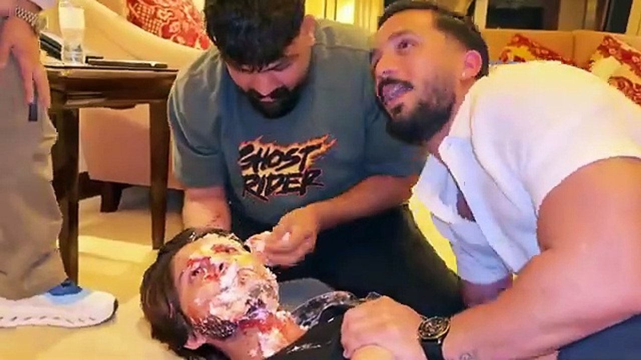 Booked a helicopter for 2M celebration😍 Meetup in Dubai match gone wrong😩