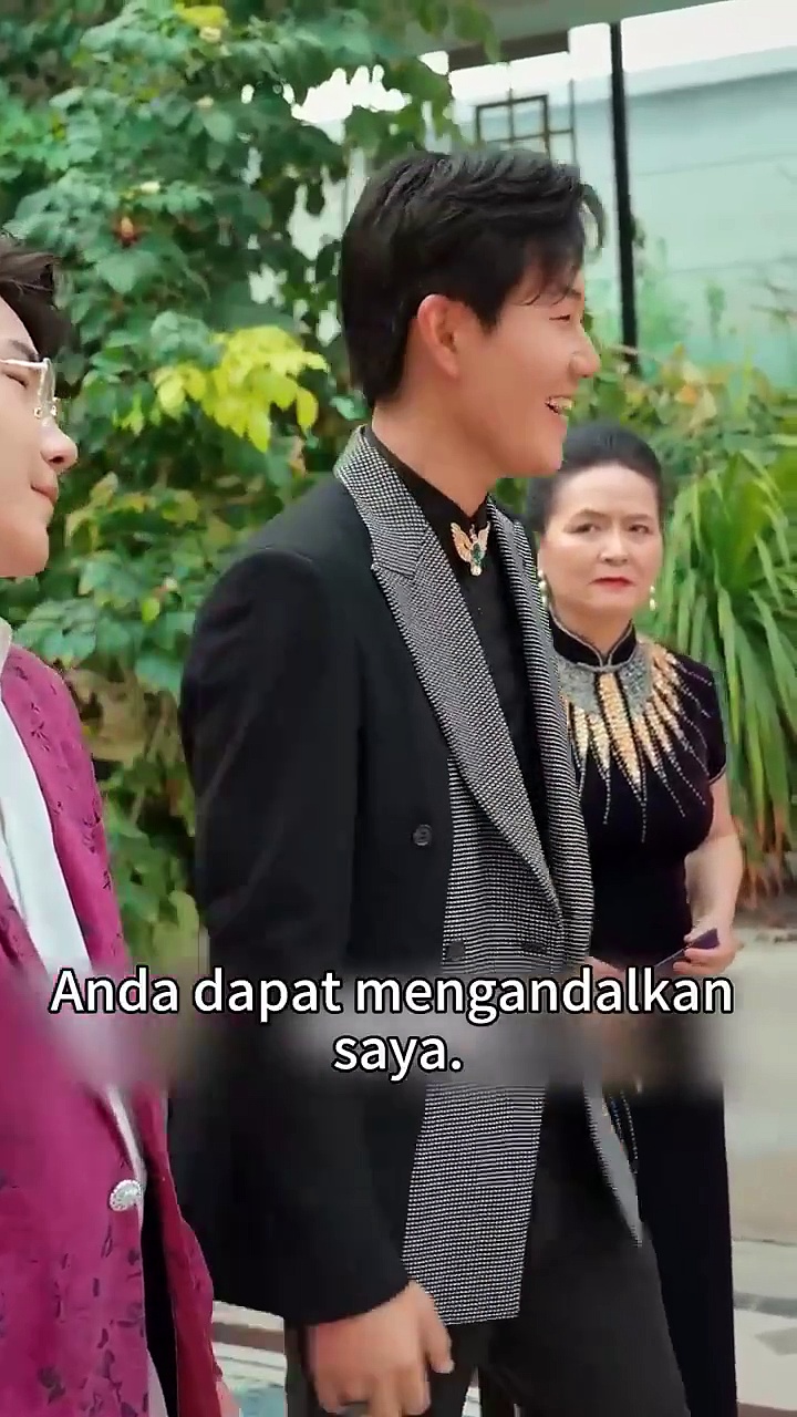  Lelaki yang dikurung di kandang anjing rupanya dewa perang!memiliki kekuatan luar biasa sejak kecil!