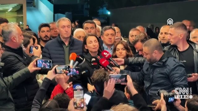 Son Dakika Haberi... Kalp Krizi Geçiren Sırrı Süreyya Önder Yoğun Bakımda: 12 Saat Süren Ameliyat Sonrası Kritik Süreç Başladı!