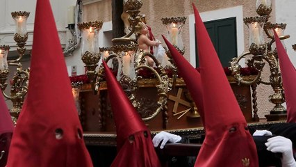 ¿Cuál es el origen histórico del capirote que llevan los nazarenos en Semana Santa?