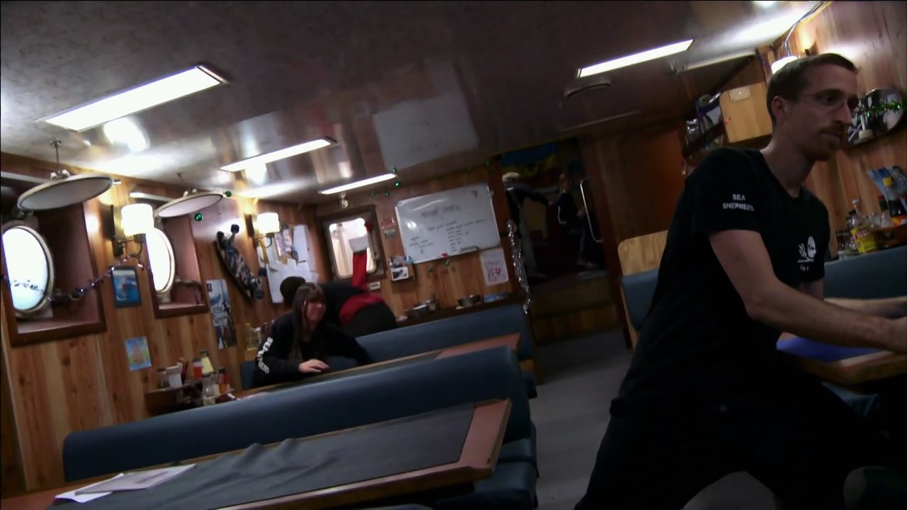 Whale Wars_S05E03_Tödliche Gewässer