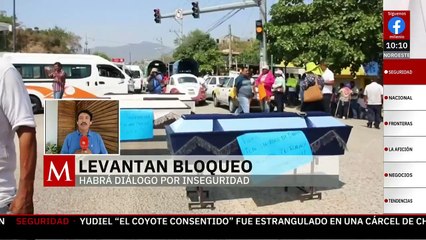 Cansados de la violencia, transportistas bloquean accesos a Acapulco con ataúdes
