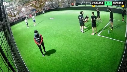 FC DARROIS - CLIFFORD CHANCE 16/04 à 20:43 - Football Terrain 3 (LeFive P18)