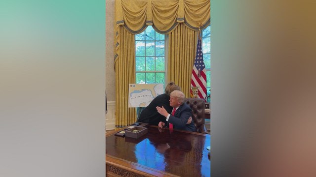 Trump comforts grieving mother in the Oval Office after tragic loss