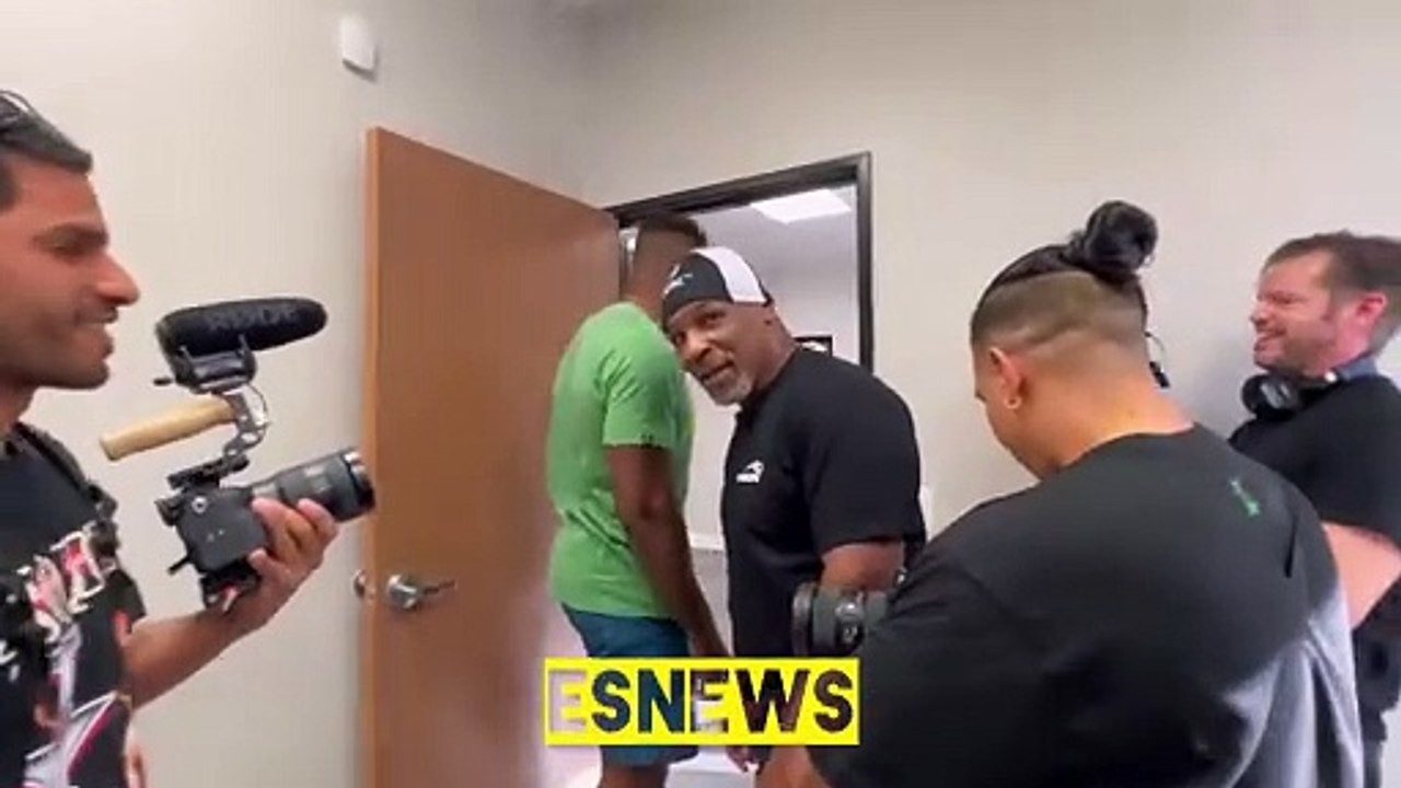 Mike Tyson “I would love to see Jon Jones vs tyson fury in a cage” & watch how he checks NGANNOU