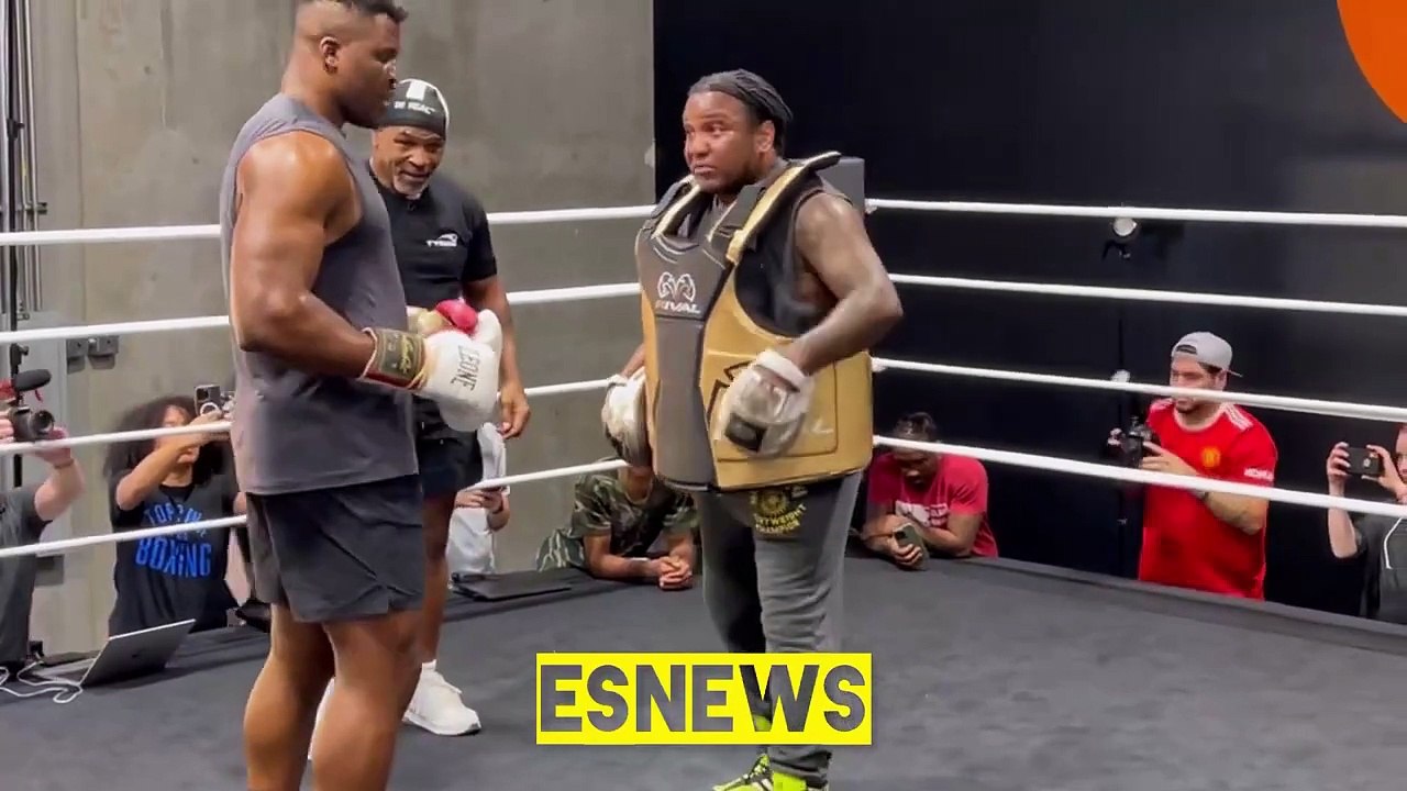 Dewey copper clipped as mike tyson shows NGANNOU how to KO fury