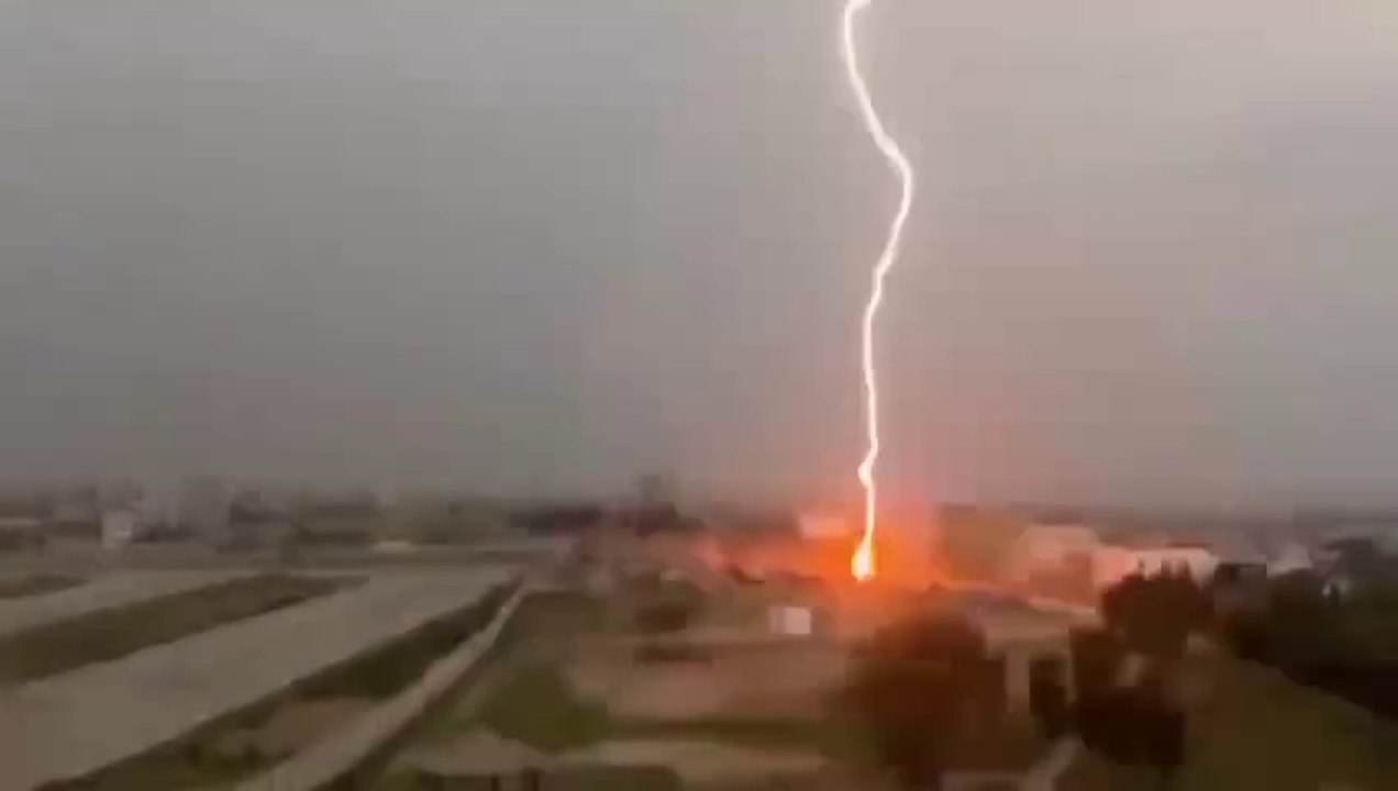 Asmani Bijli
