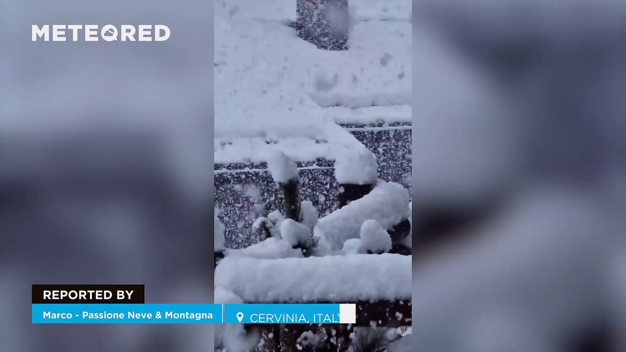 A heavy spring snowfall has blanketed Cervinia, Italy, in white! Several inches of snow have accumulated in the Aosta Valley in recent hours.