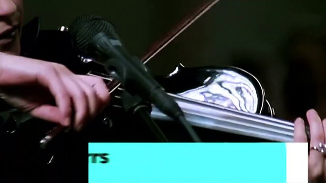 THE CORRS — Queen Of Hollywood (Live)