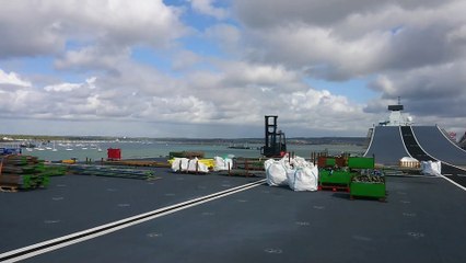 What it's like on the flight deck of Royal Navy aircraft carrier HMS Prince of Wales