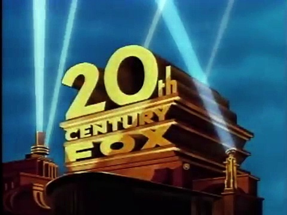 Bande-annonce de Maman, j'ai encore raté l'avion ! / 30 ans après, le réalisateur du film avoue avoir honte d'avoir laissé Donald Trump dans son film culte (mais il n'avait pas le choix)