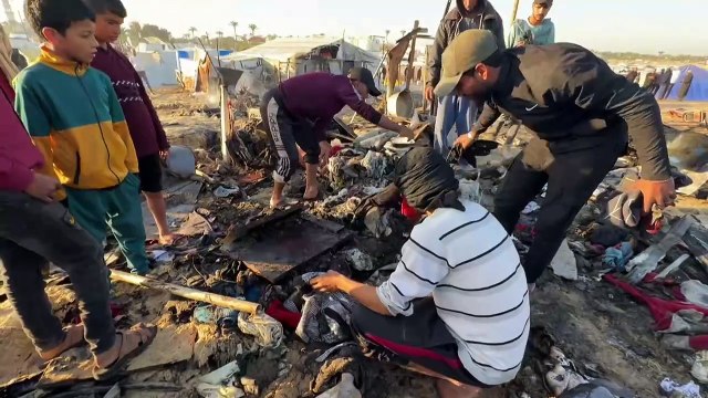 Casi 40 muertos en Gaza por ataques israelíes contra campos de desplazados