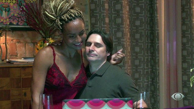 Gisela e Andrea fazem as pazes e se unem contra Rog | Beleza Fatal