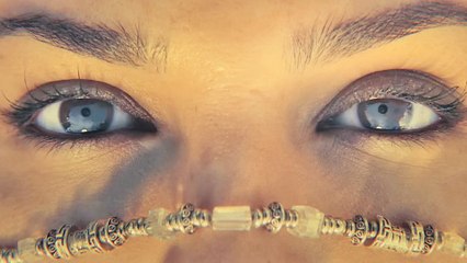 Ash Bande-annonce VO STEN