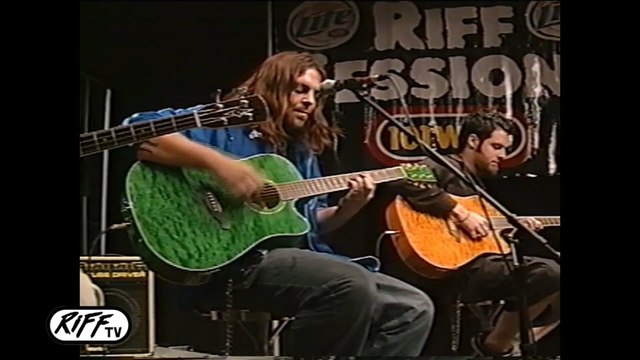 Riff Sessions: Seether 69 Tea