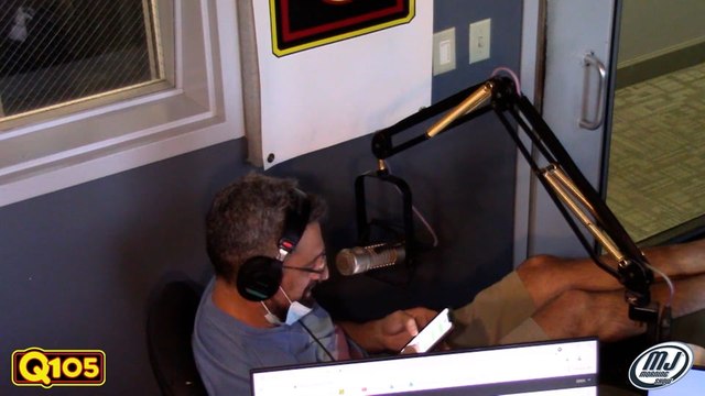 MJTV: MJ Tries to Win Money from Scratch-Offs