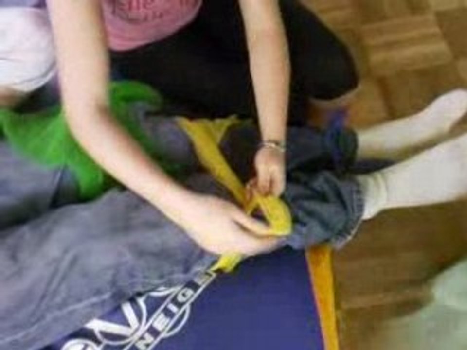 Nico la Noix de Coco se Fai Noué par des Filles =)