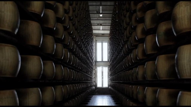 Parmigiano Reggiano: 2024 record a 3,2 mld euro, Usa primi su estero