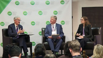 Trump ataca al presidente de la Fed por ser "demasiado lento" en bajar las tasas de interés