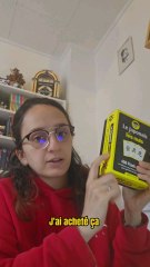 J'ai acheté des cartes pour apprendre les kanji et voici la réaction de ma prof