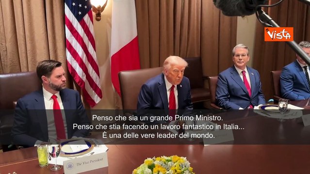 Trump a Meloni: Grande leader del mondo , poi scherza: Non posso fare meglio di così, vero?