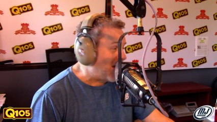 MJTV: Roxanne Gives Froggy a Birthday Gift