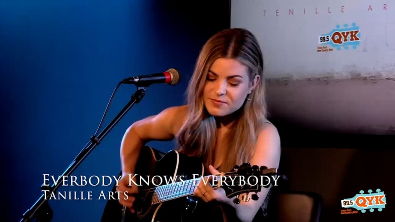 Tenille Arts - Everybody Knows Everybody