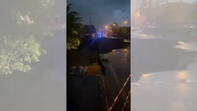 Valdagno, crolla un ponte sul torrente Agno: il video della voragine