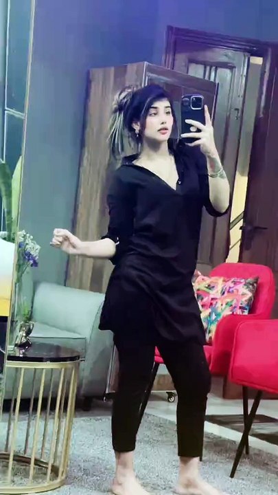 Hot TikTok girl | hot tiktoker girl