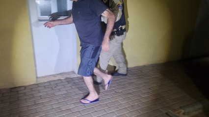 Homem embriagado provoca acidente e é preso no Bairro Floresta
