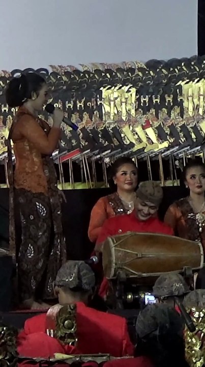 ternyata niken ardi sudah jadian