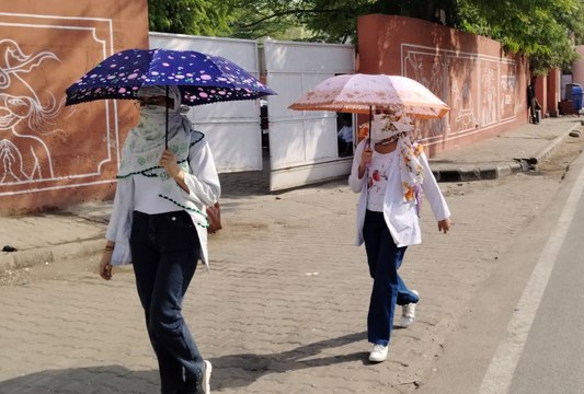 Rajasthan Weather : गुलाबी नगर में गर्मी के तीखे तेवर, तेज धूप से परेशान हुए लोग