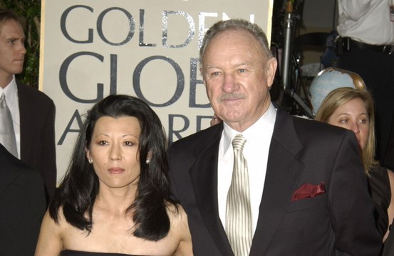 Descubren notas de amor de Gene Hackman a su esposa Betsy Arakawa