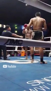 Armenian street fighter vs thai pro Muay Thai fighter