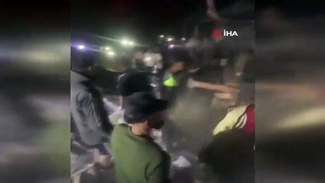 İsrail Gazze'de sivillerin evlerini vurdu: Çok sayıda ölü ve yaralı var